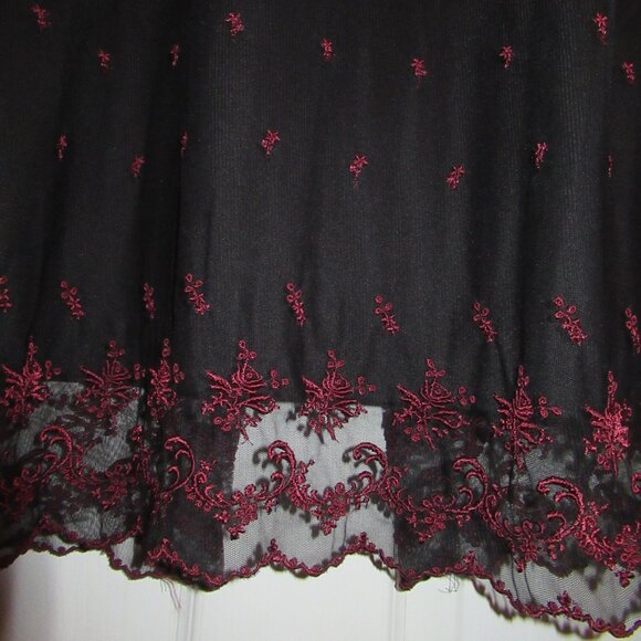Morbid Threads Long Skirt Vintage Embroidered Black & Red Roses Flowers Goth - Picture 6 of 16
